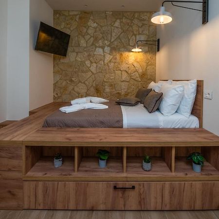 Melitta'S Luxury Apartments Anthousa  Buitenkant foto