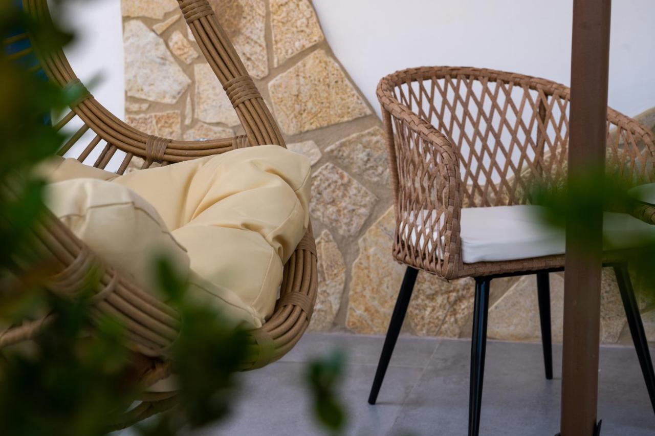 Melitta'S Luxury Apartments Anthousa  Buitenkant foto