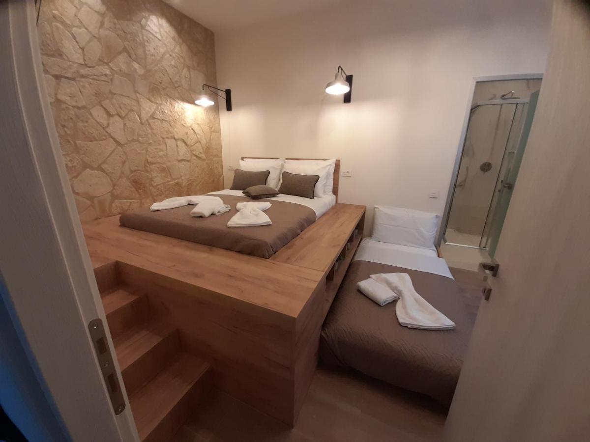 Melitta'S Luxury Apartments Anthousa  Buitenkant foto