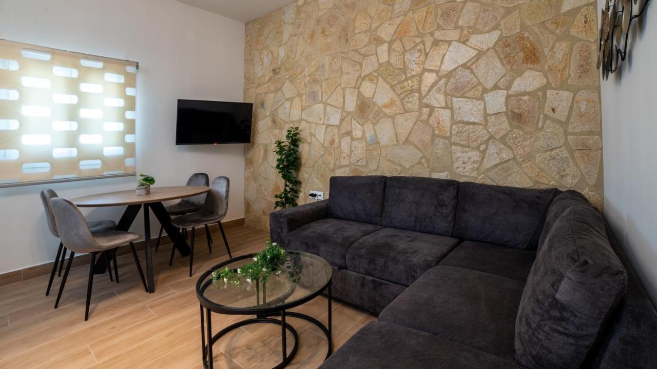 Melitta'S Luxury Apartments Anthousa  Buitenkant foto